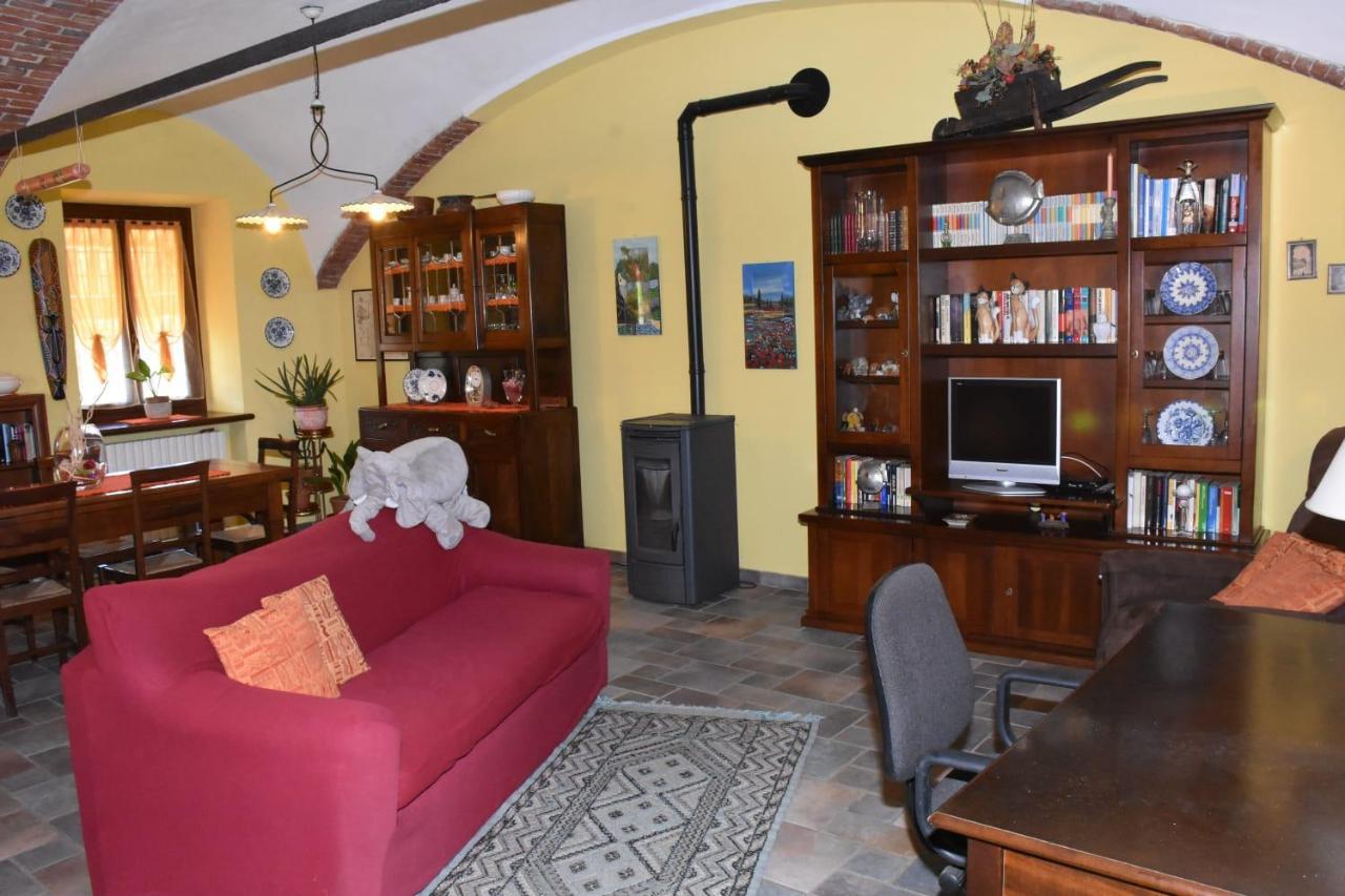 La Casa Di Enzo Bed & Breakfast Lequio Tanaro Exterior photo